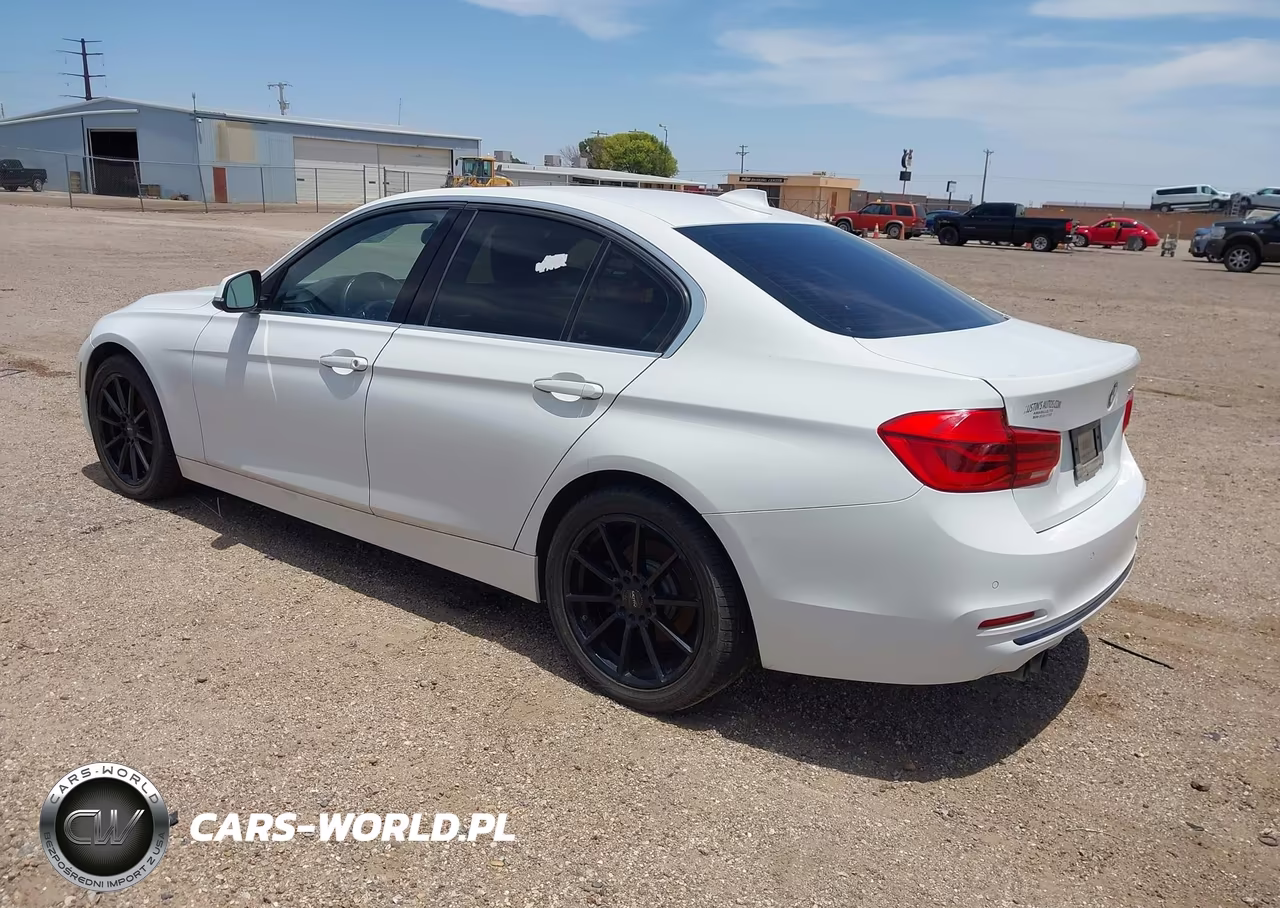 2018 BMW 330I VIN:WBA8B9G57JNU57358 - 3