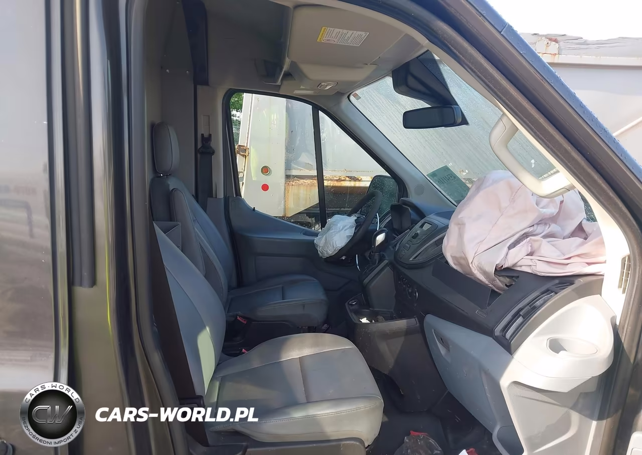 2019 Ford Transit-250 VIN:1FTYR2CMXKKA58868 - 5