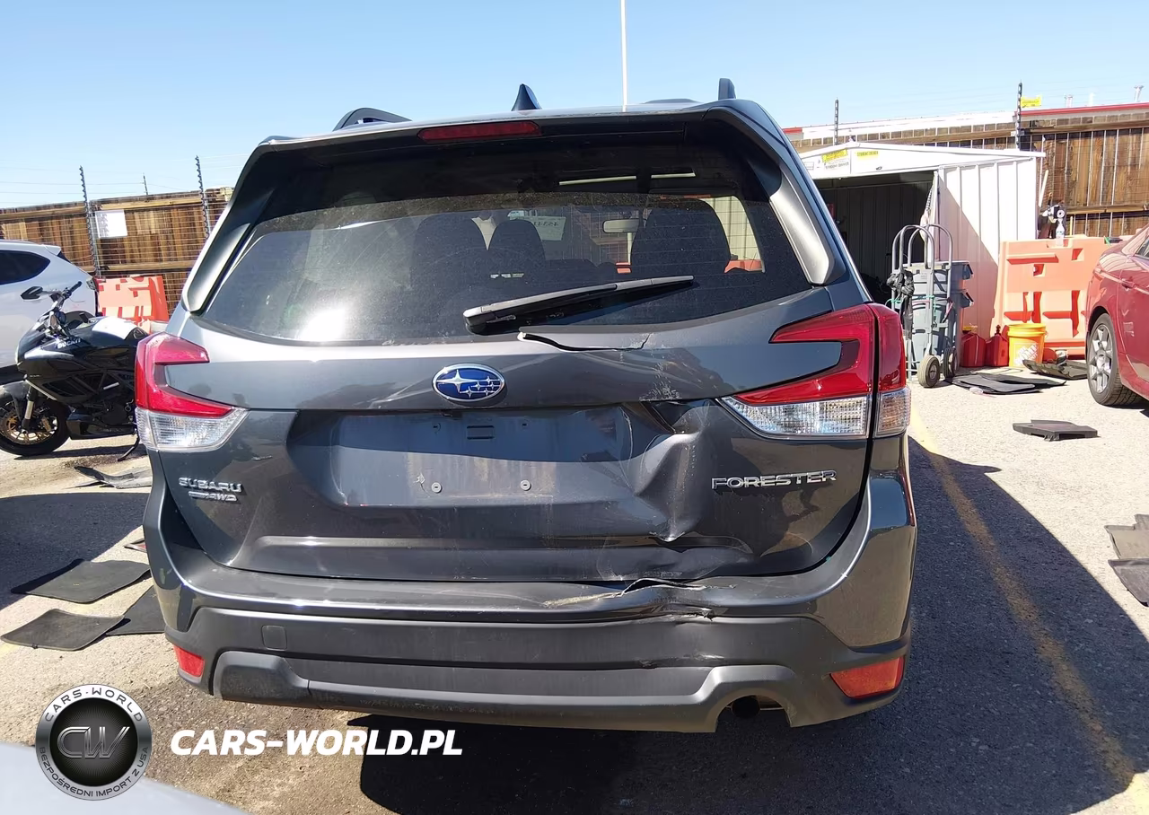 2024 Subaru Forester Premium VIN:JF2SKACC5RH515915 - 16