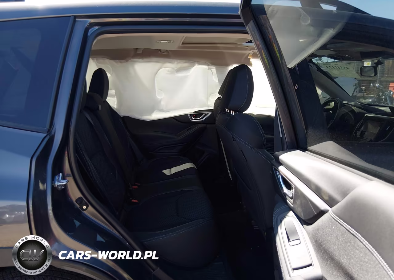2024 Subaru Forester Premium VIN:JF2SKACC5RH515915 - 8