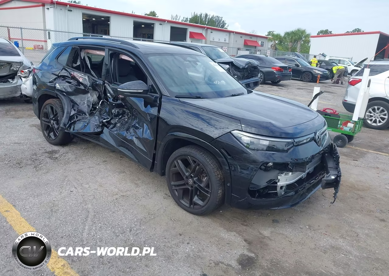 2025 Volkswagen Tiguan 2.0T Se R-Line Black – zdjęcie 1 z 16