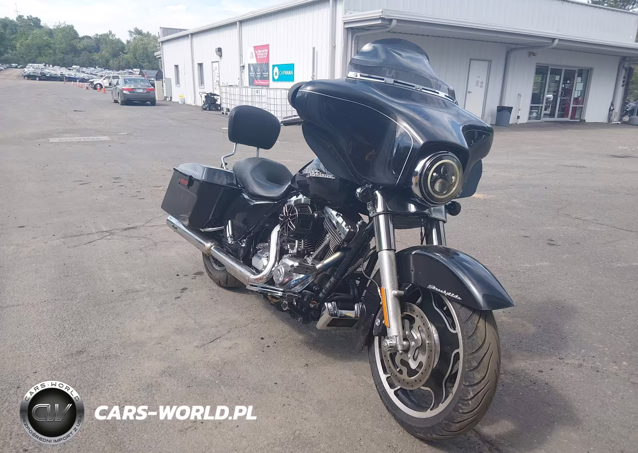 2013 Harley-Davidson Flhx Street Glide – zdjęcie 1 z 18
