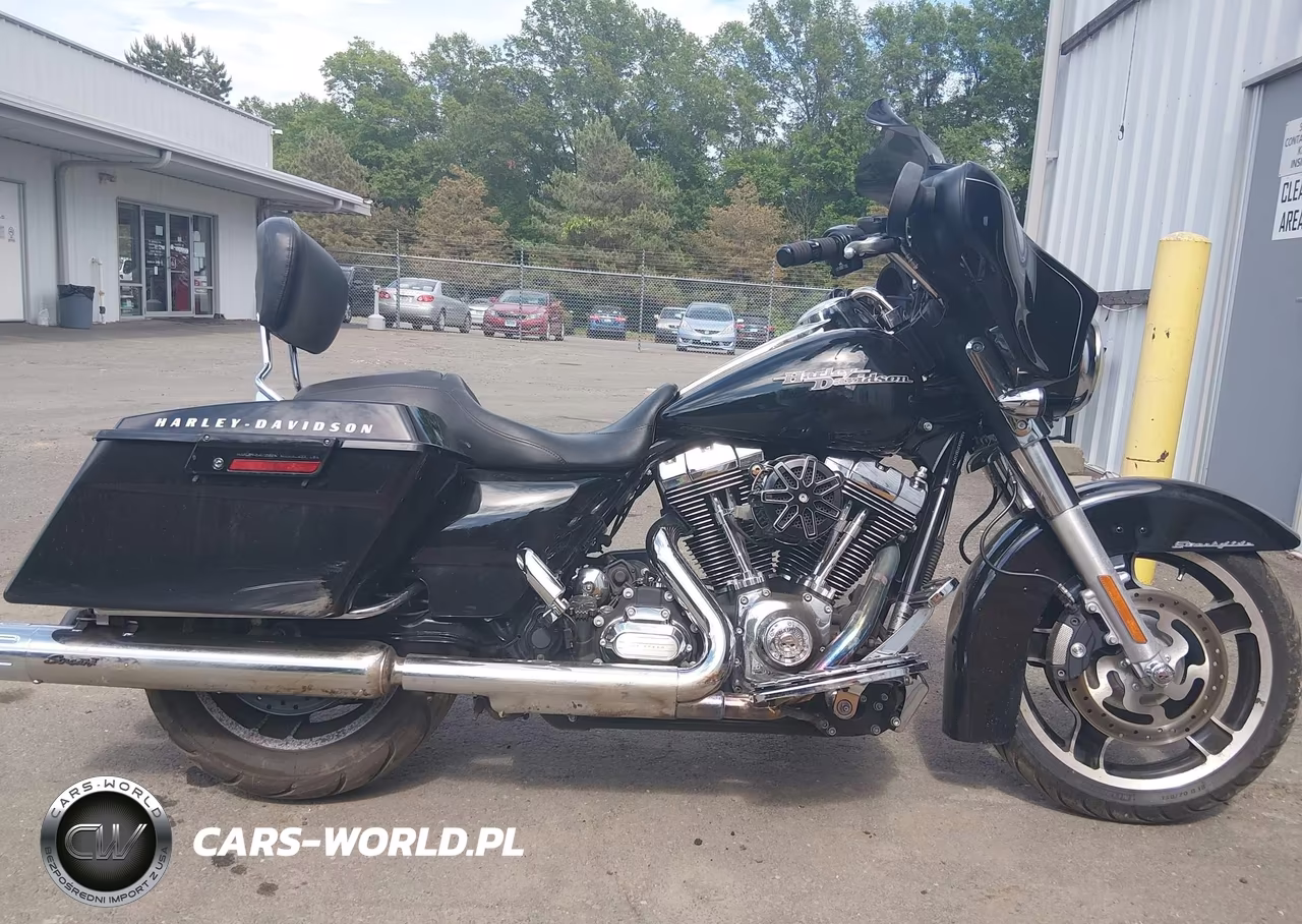 2013 Harley-Davidson Flhx Street Glide VIN:1HD1KBM17DB606739 - 12