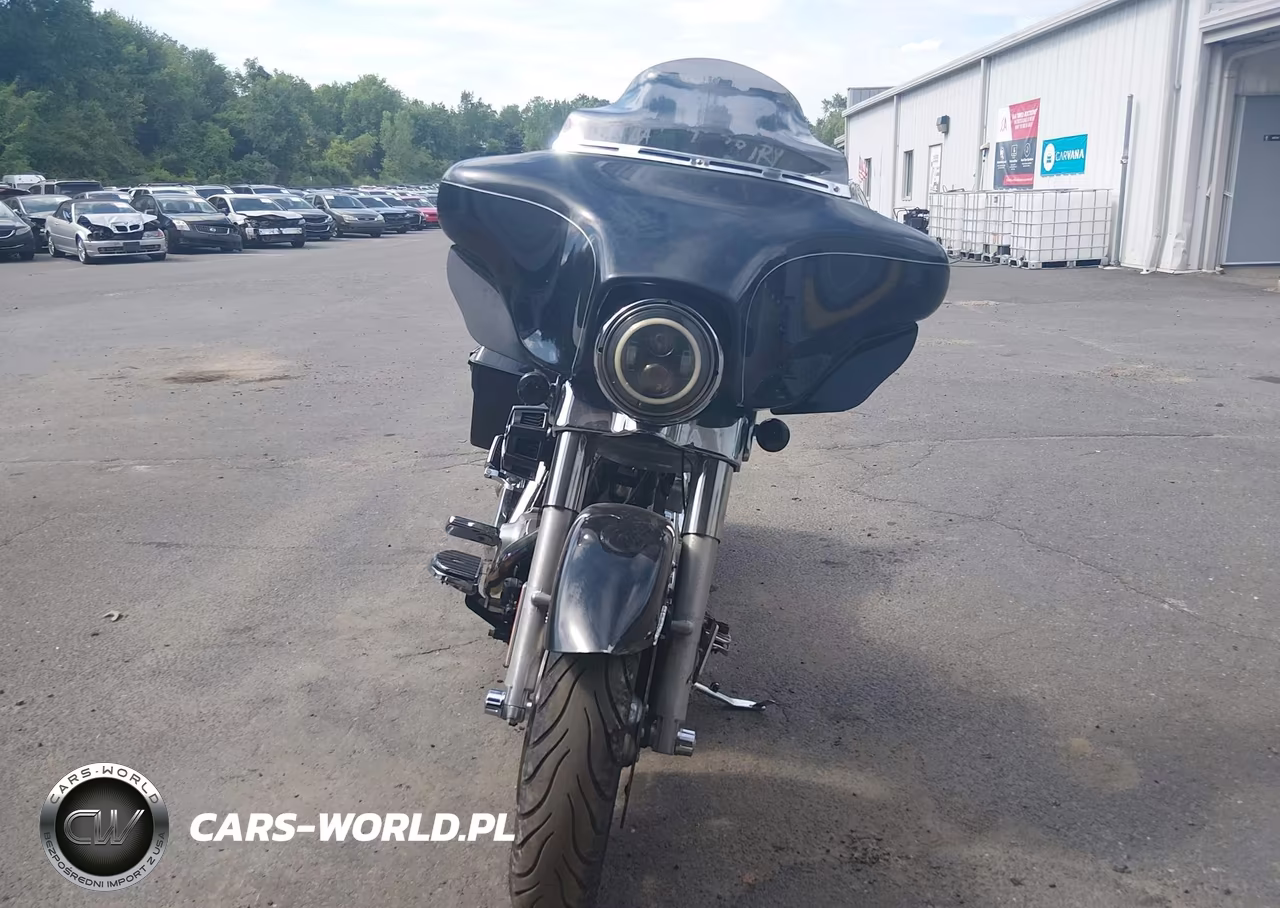 2013 Harley-Davidson Flhx Street Glide VIN:1HD1KBM17DB606739 - 5