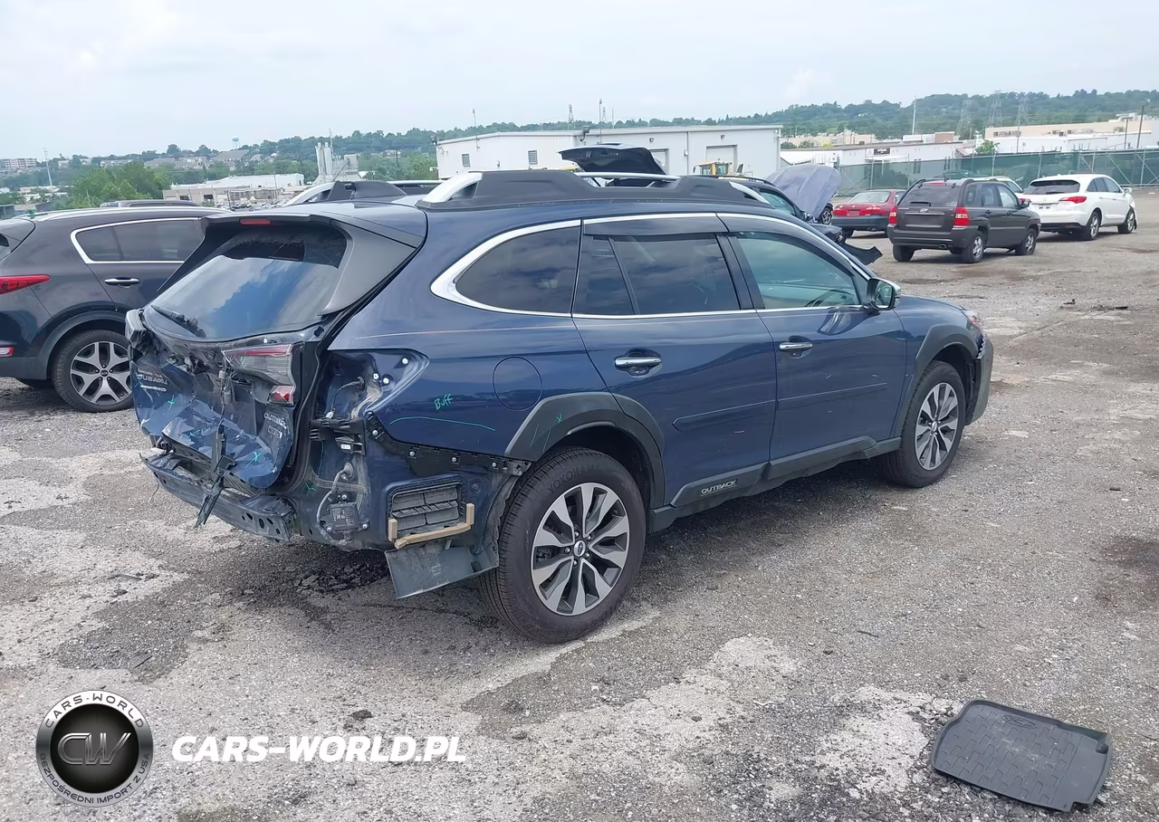 2023 Subaru Outback Touring VIN:4S4BTAPC9P3180203 - 4