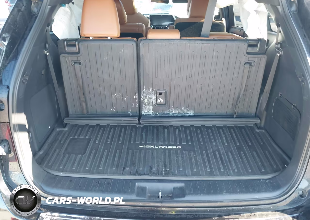 2021 Toyota Highlander Hybrid Platinum VIN:5TDEBRCH7MS016267 - 18