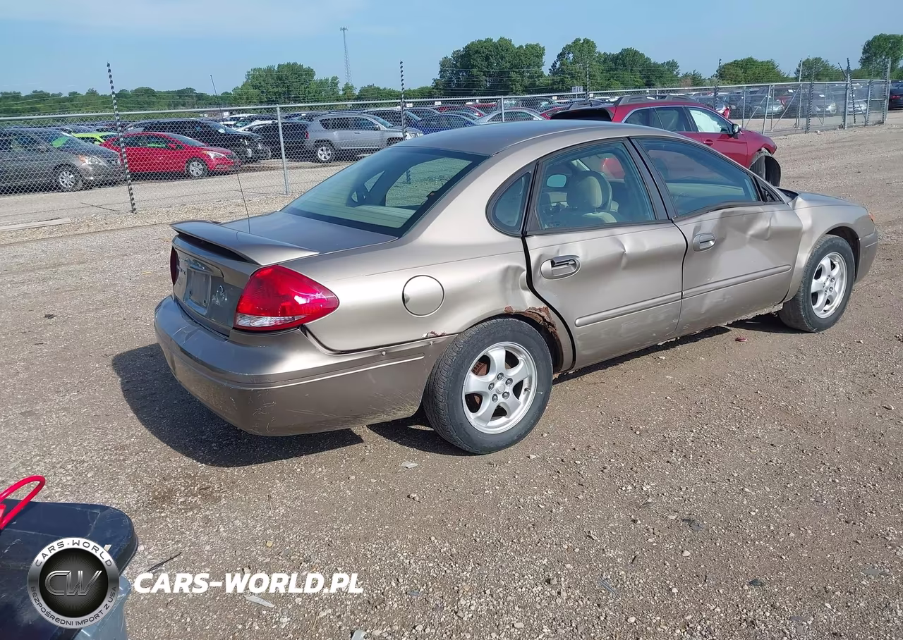 2007 Ford Taurus Se VIN:1FAFP53U97A155576 - 4