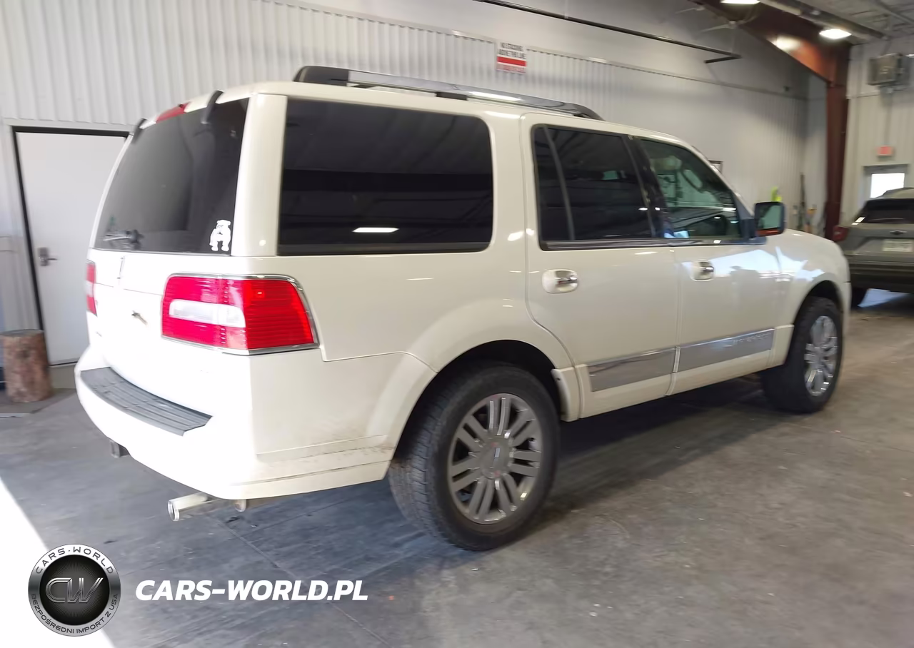 2007 Lincoln Navigator Ultimate VIN:5LMFU28587LJ07468 - 4