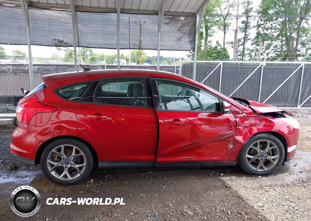 2013 Ford Focus Se VIN:1FADP3K24DL206400 - 12