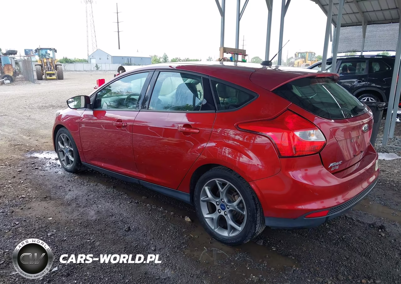2013 Ford Focus Se VIN:1FADP3K24DL206400 - 3