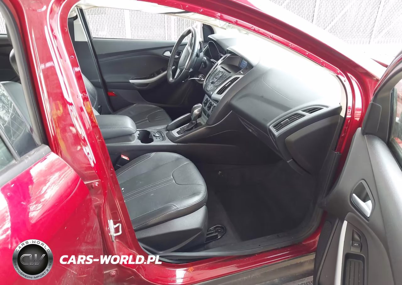 2013 Ford Focus Se VIN:1FADP3K24DL206400 - 5