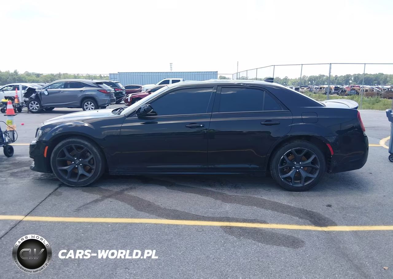 2021 Chrysler 300 300S VIN:2C3CCABT3MH562899 - 14