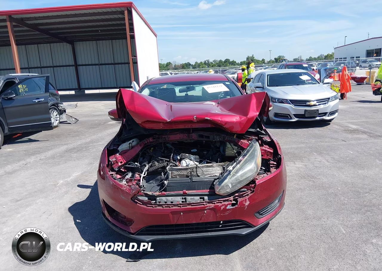 2016 Ford Focus Se VIN:1FADP3FE2GL288510 - 6