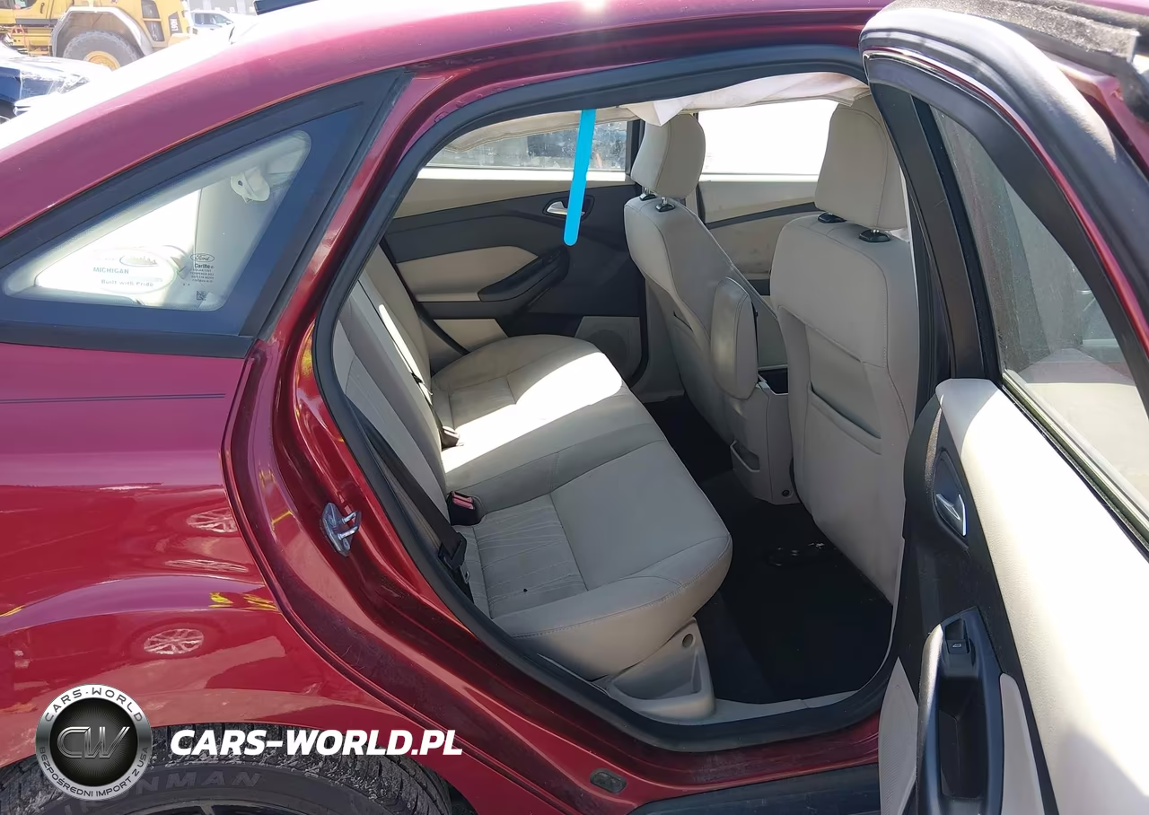 2016 Ford Focus Se VIN:1FADP3FE2GL288510 - 8