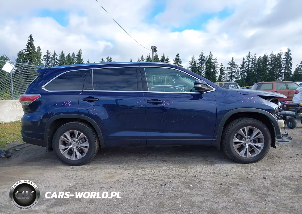 2015 Toyota Highlander Xle V6 VIN:5TDJKRFH9FS131403 - 14
