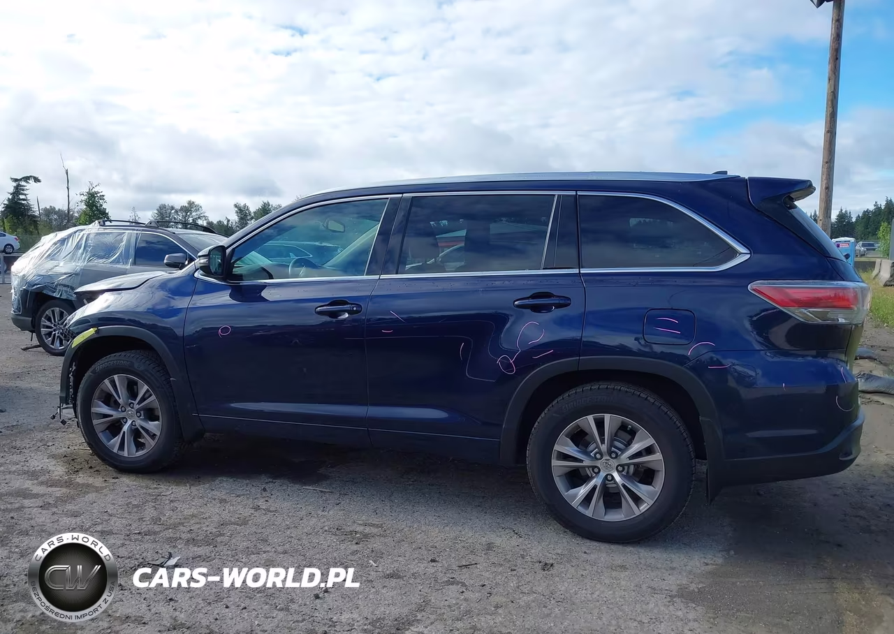 2015 Toyota Highlander Xle V6 VIN:5TDJKRFH9FS131403 - 15