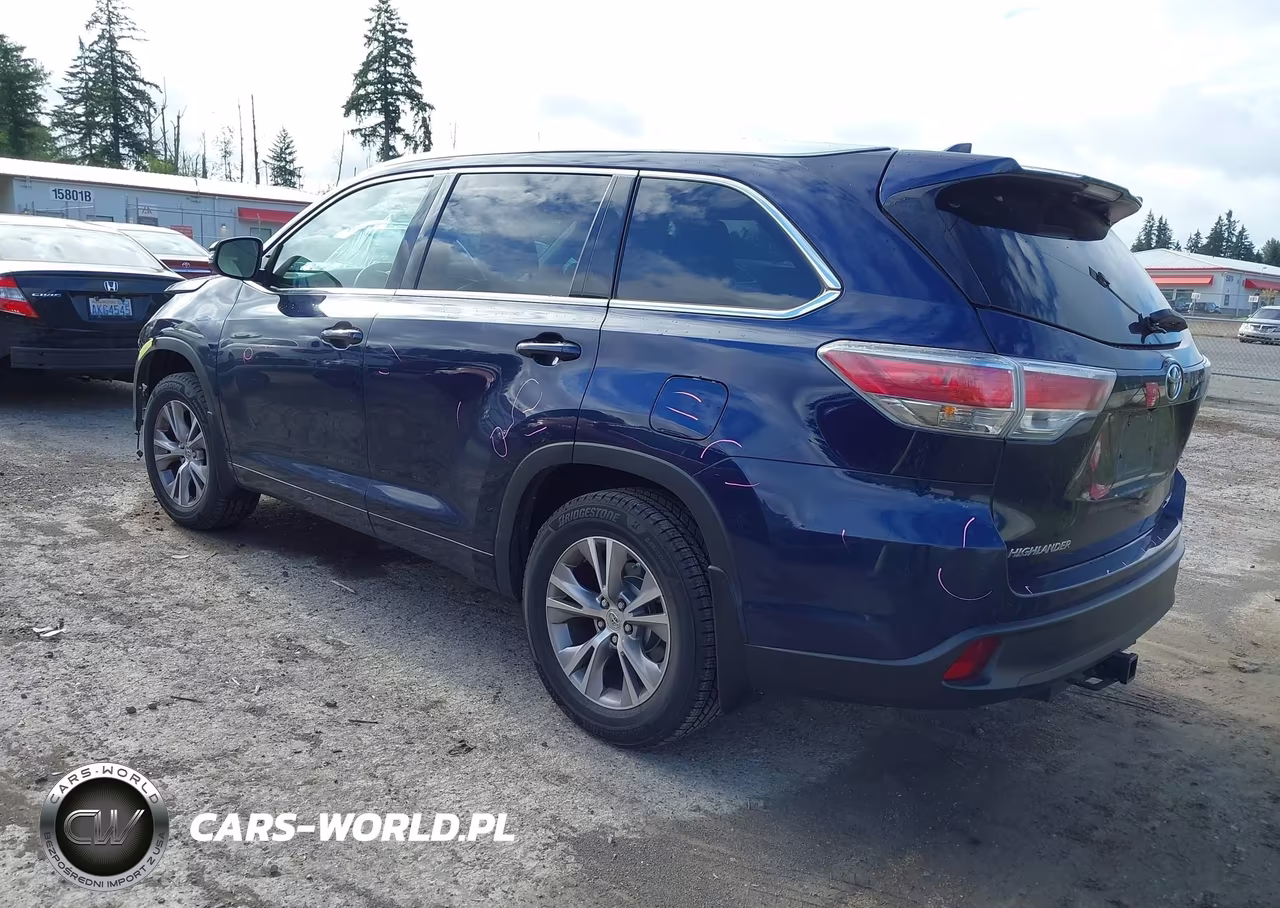 2015 Toyota Highlander Xle V6 VIN:5TDJKRFH9FS131403 - 3