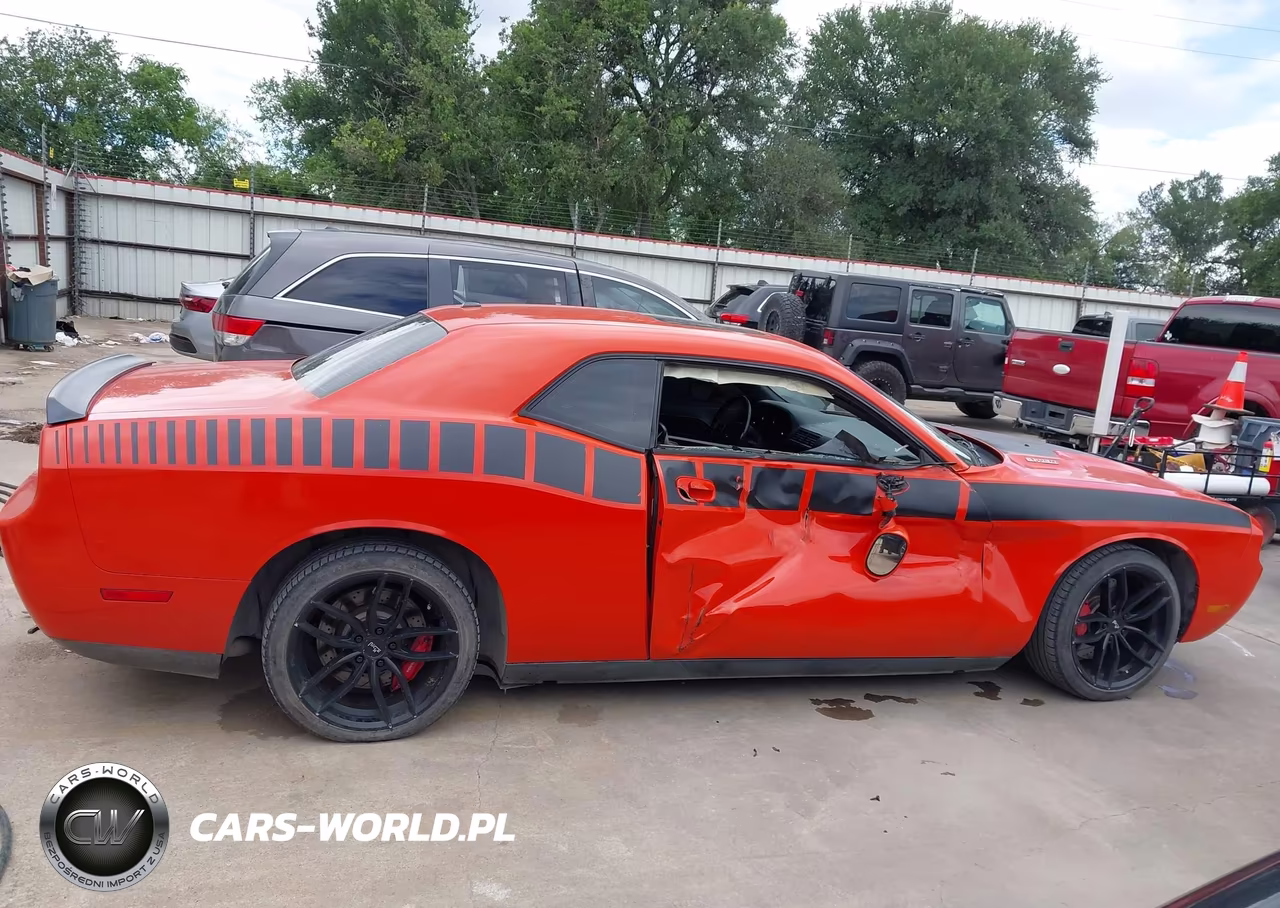 2008 Dodge Challenger Srt8 VIN:2B3LJ74W08H290329 - 13
