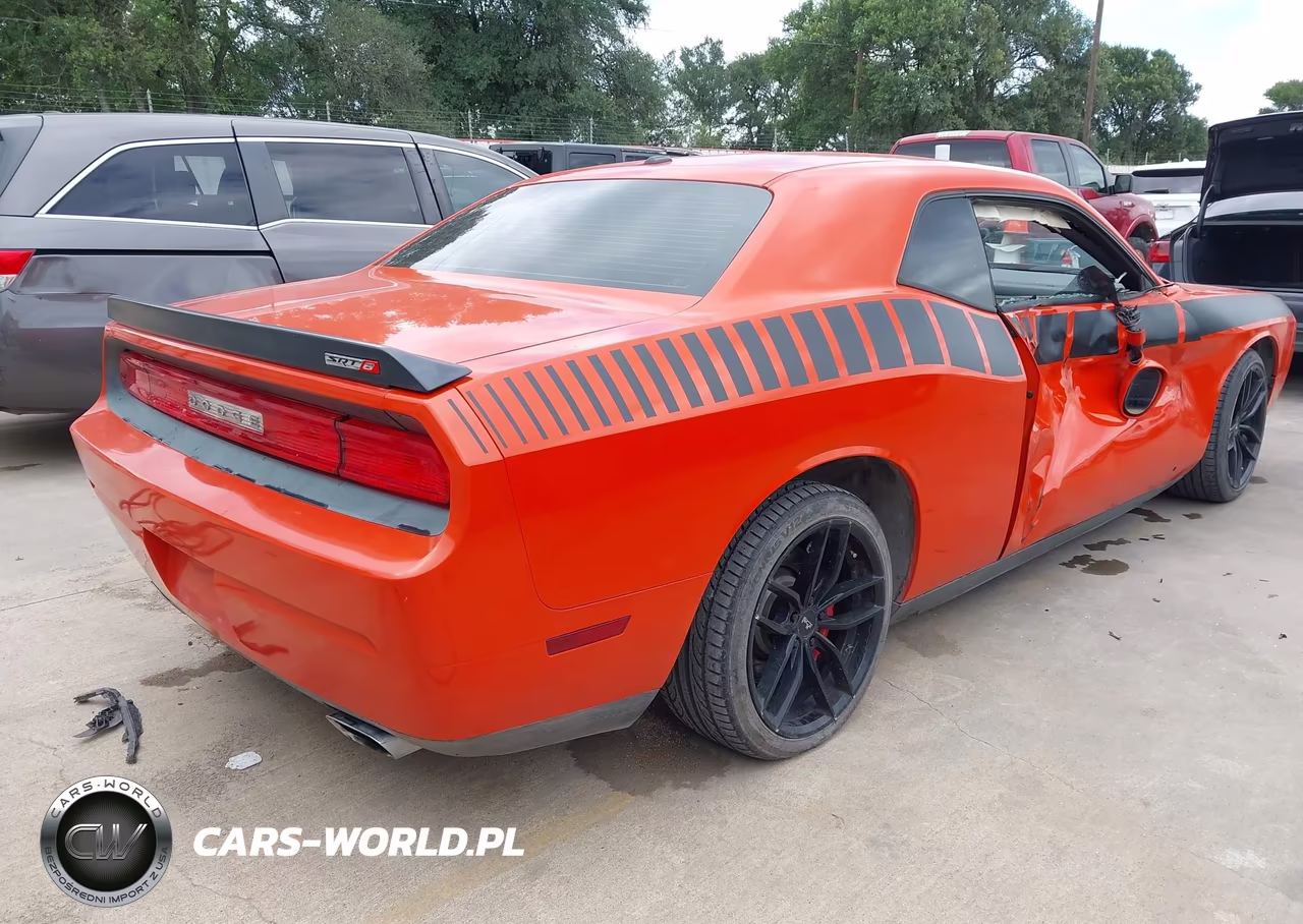 2008 Dodge Challenger Srt8 VIN:2B3LJ74W08H290329 - 4