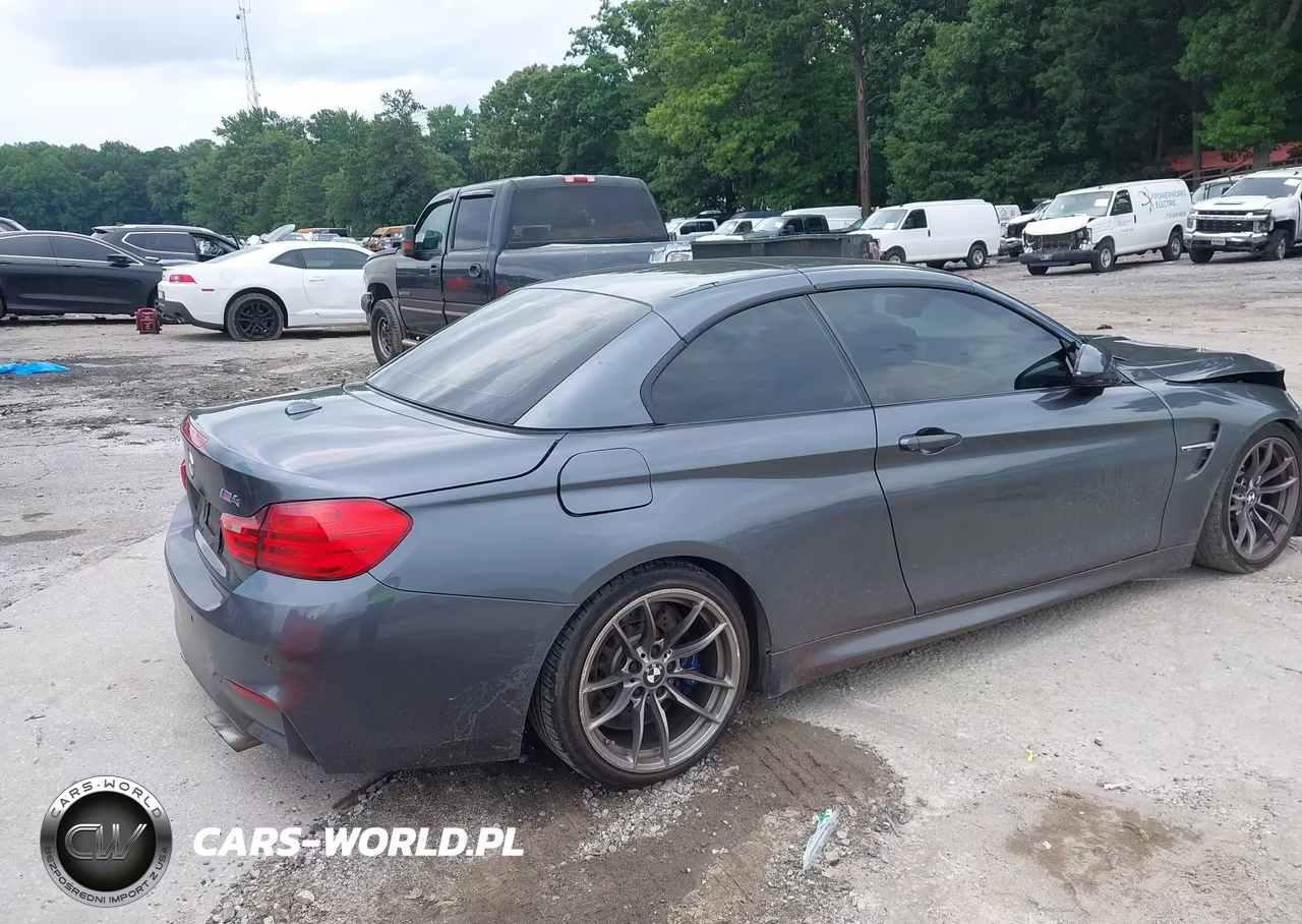 2015 BMW M4 VIN:WBS3U9C57FJ967942 - 4