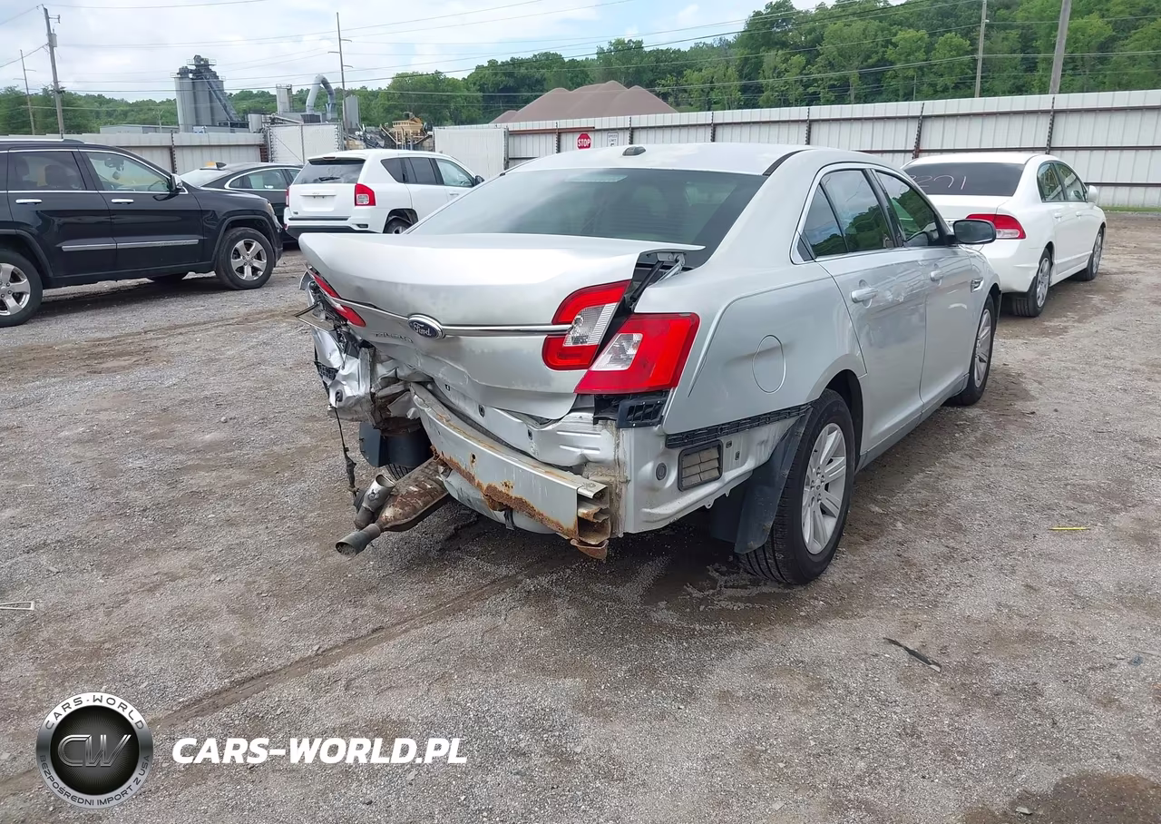 2011 Ford Taurus Se VIN:1FAHP2DW9BG146485 - 4