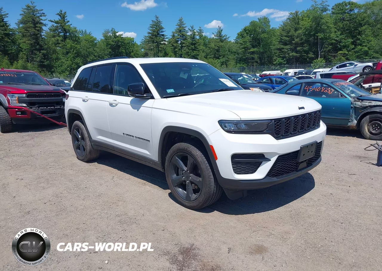 2025 Jeep Grand Cherokee Altitude X 4X4
