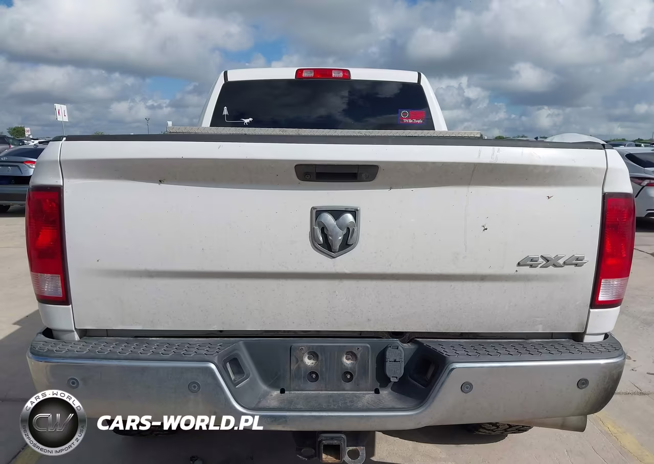 2017 Ram 2500 Tradesman 4X4 6'4 Box VIN:3C6UR5CL5HG647955 - 16