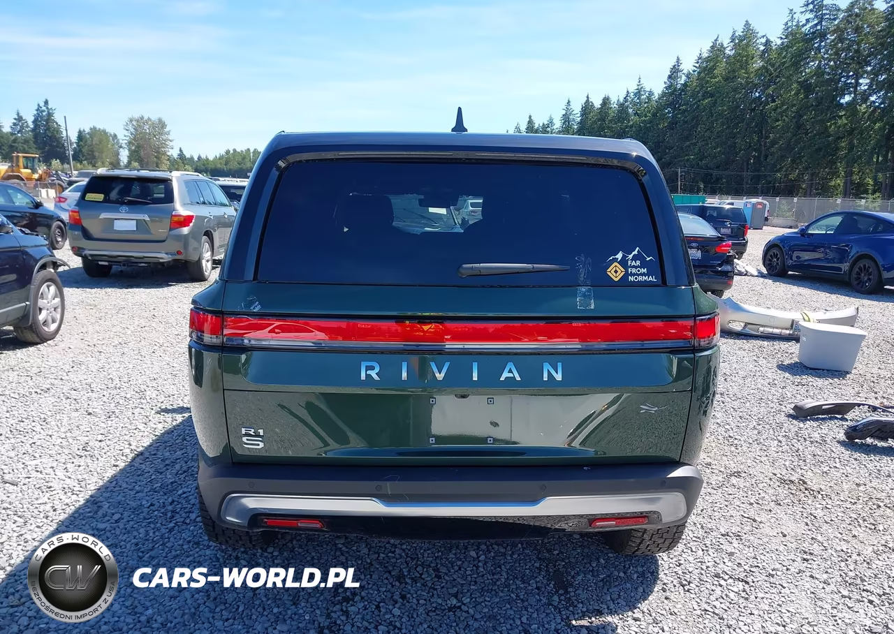 2025 Rivian R1S Adventure Dual Motor Large Pack-Adventure Dual Motor Max Pack VIN:7PDSGBBA4SN062277 - 17