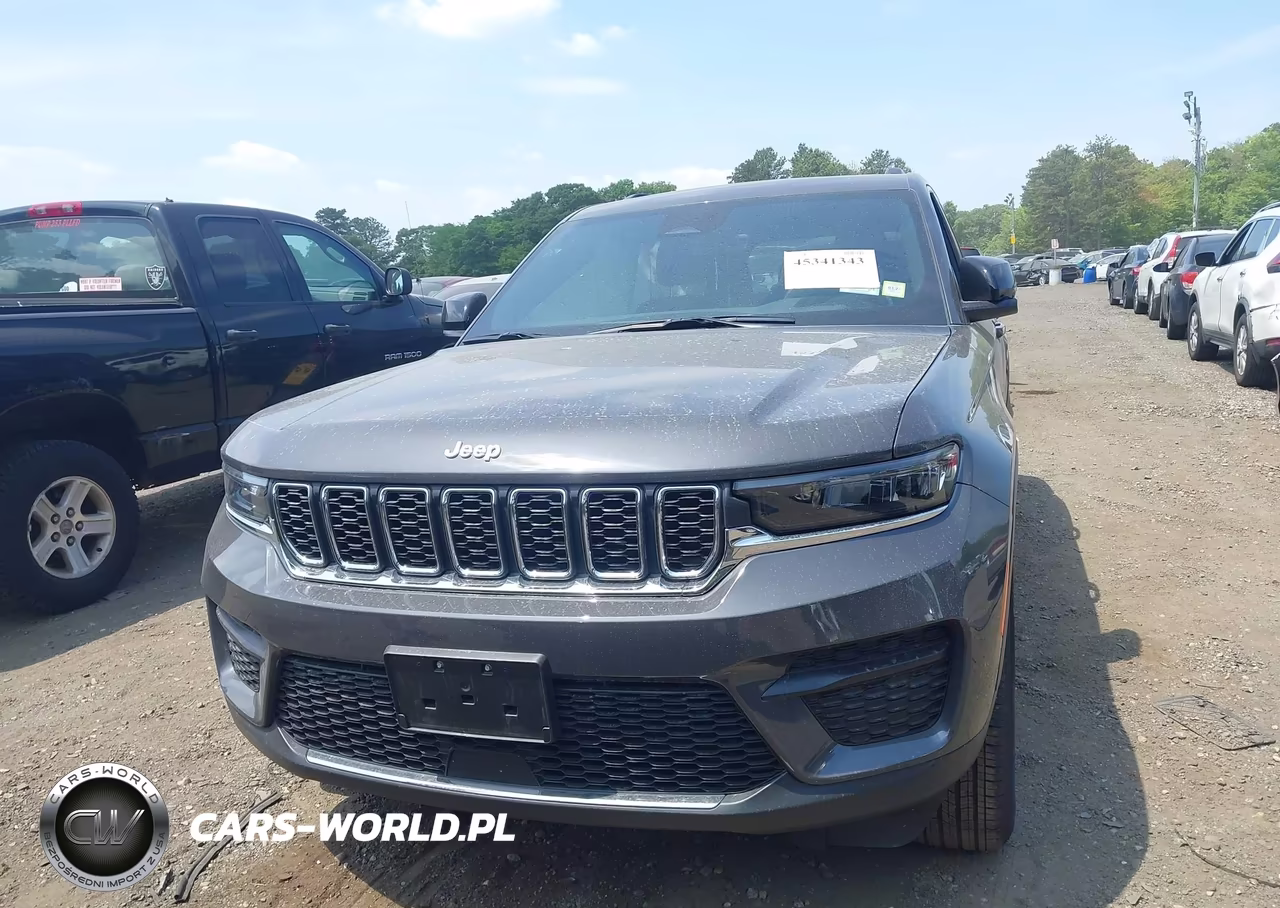 2025 Jeep Grand Cherokee Laredo X 4X4 VIN:1C4RJHAG7SC351245 - 12