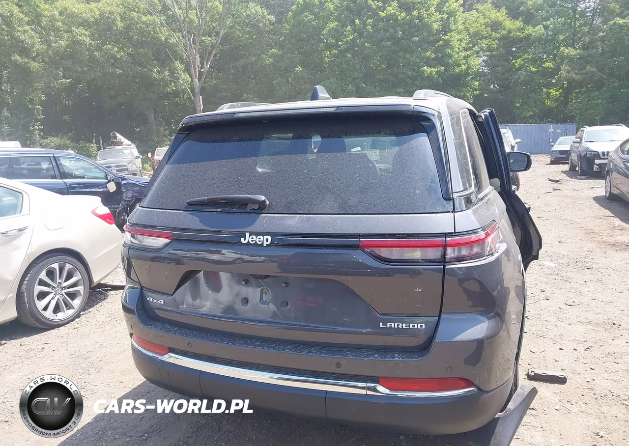 2025 Jeep Grand Cherokee Laredo X 4X4 VIN:1C4RJHAG7SC351245 - 16