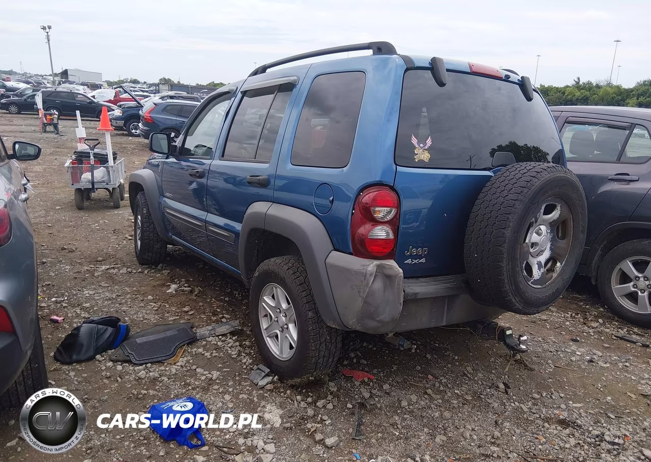 2004 Jeep Liberty Sport VIN:1J4GL48K24W301157 - 3