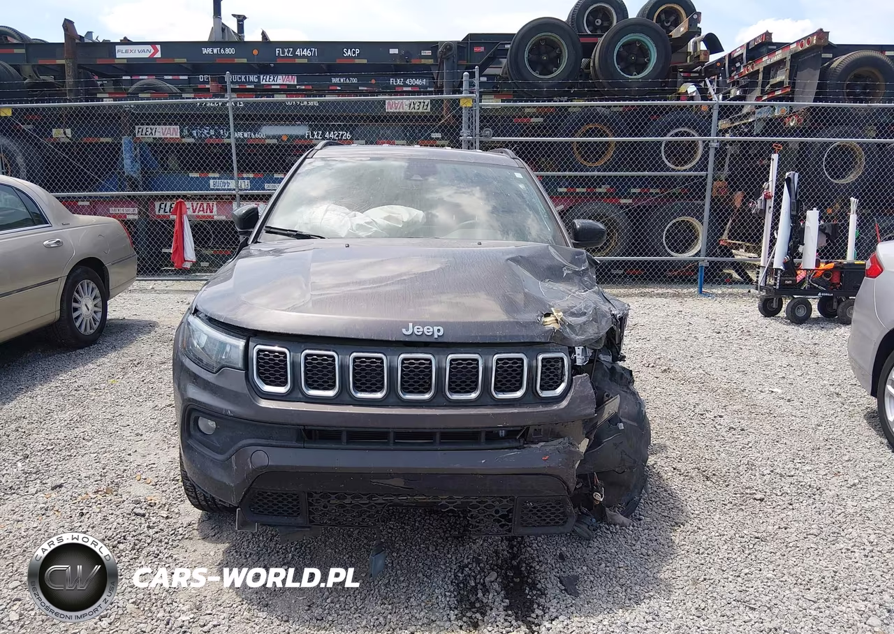 2023 Jeep Compass Latitude 4X4 VIN:3C4NJDBN7PT548951 - 13