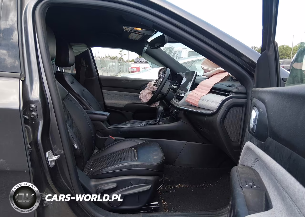 2023 Jeep Compass Latitude 4X4 VIN:3C4NJDBN7PT548951 - 5