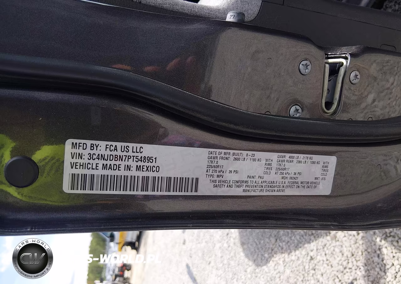 2023 Jeep Compass Latitude 4X4 VIN:3C4NJDBN7PT548951 - 9