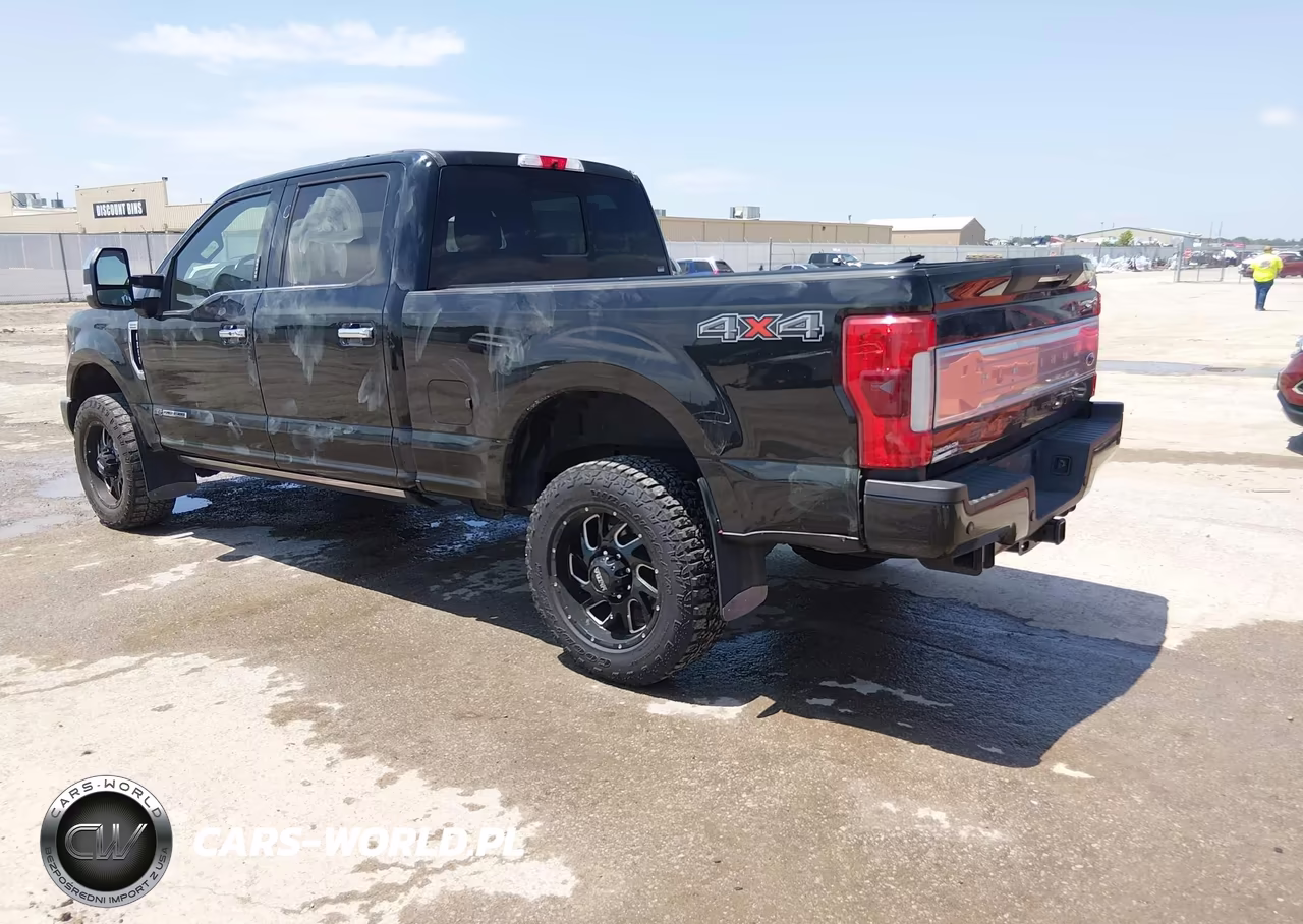 2018 Ford F-250 Platinum VIN:1FT7W2BT6JEB50926 - 3