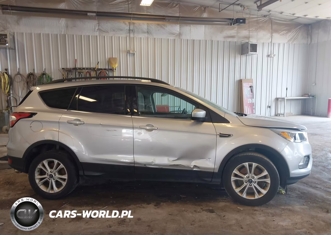 2018 Ford Escape Se VIN:1FMCU9GDXJUD03212 - 13