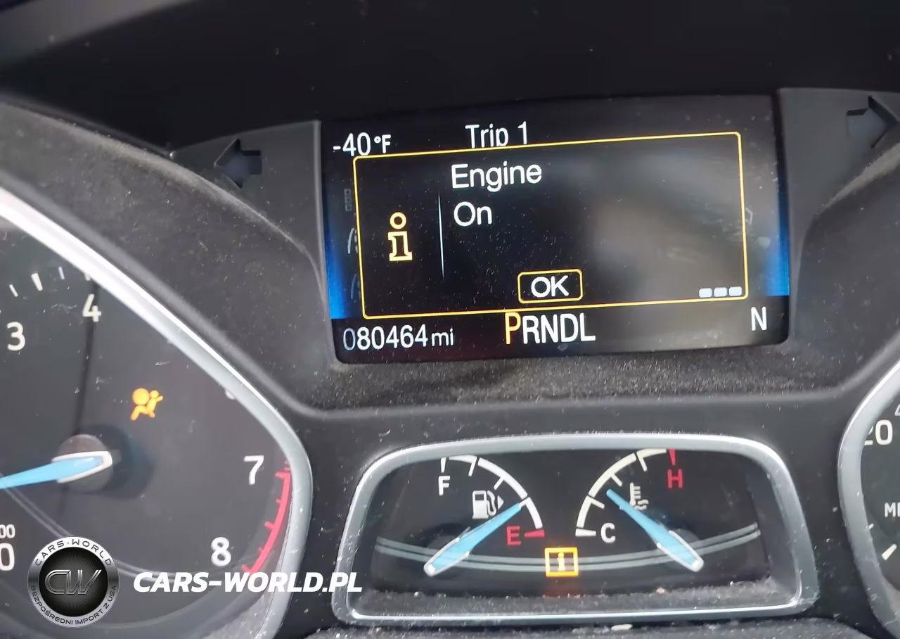 2018 Ford Focus Se VIN:1FADP3K28JL266210 - 16