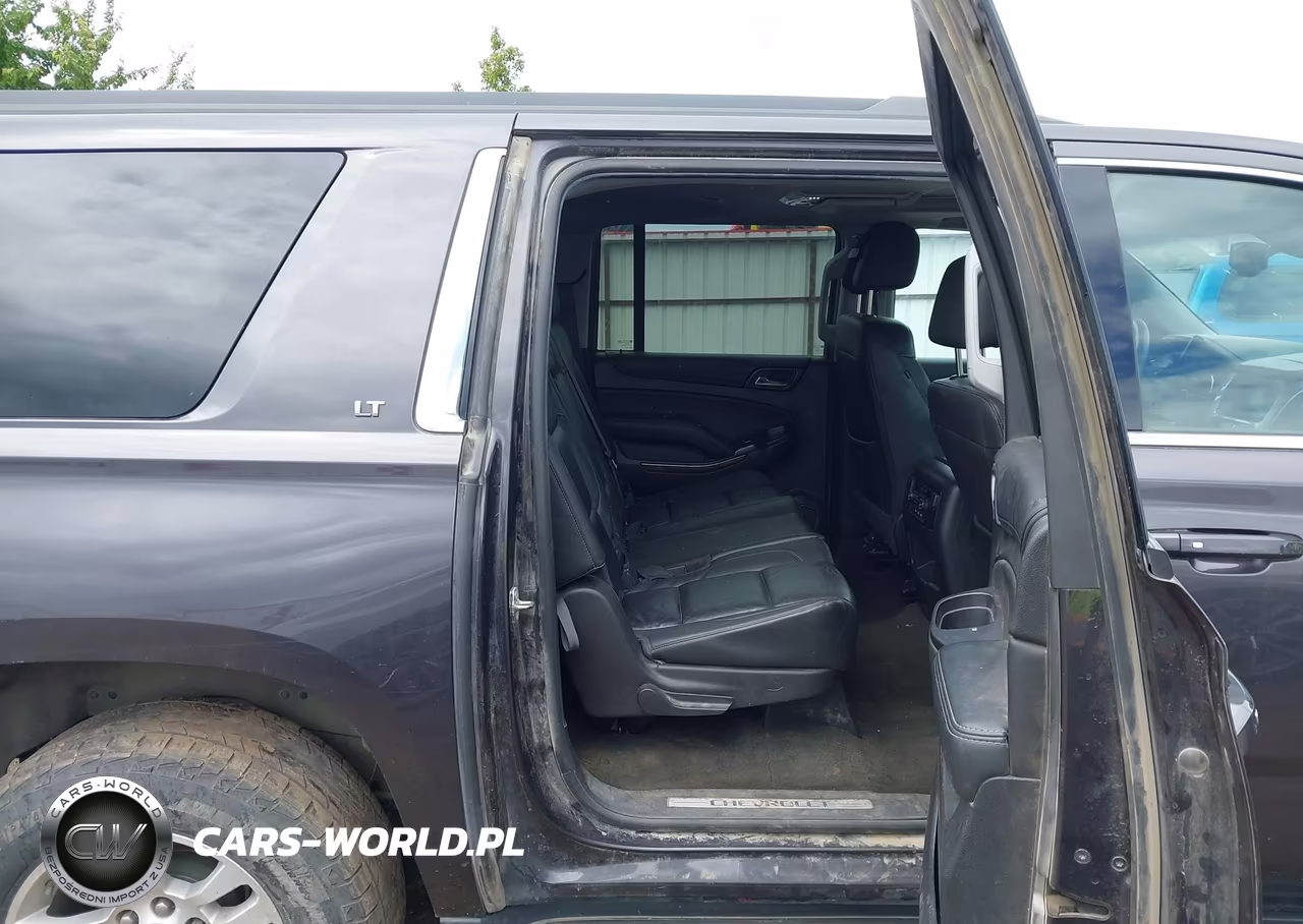 2017 Chevrolet Suburban Lt VIN:1GNSKHKC0HR337467 - 8