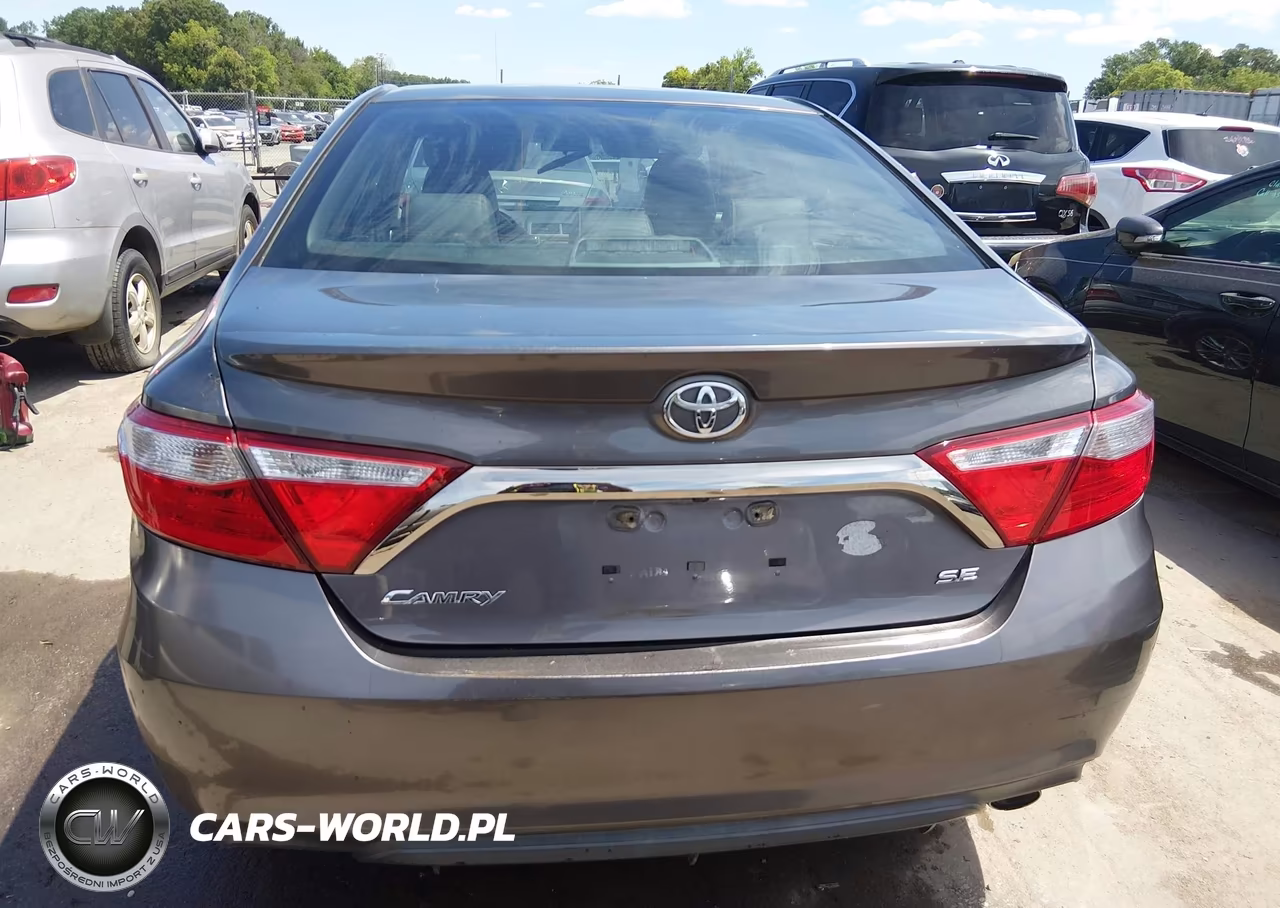 2017 Toyota Camry Se VIN:4T1BF1FK5HU384122 - 16