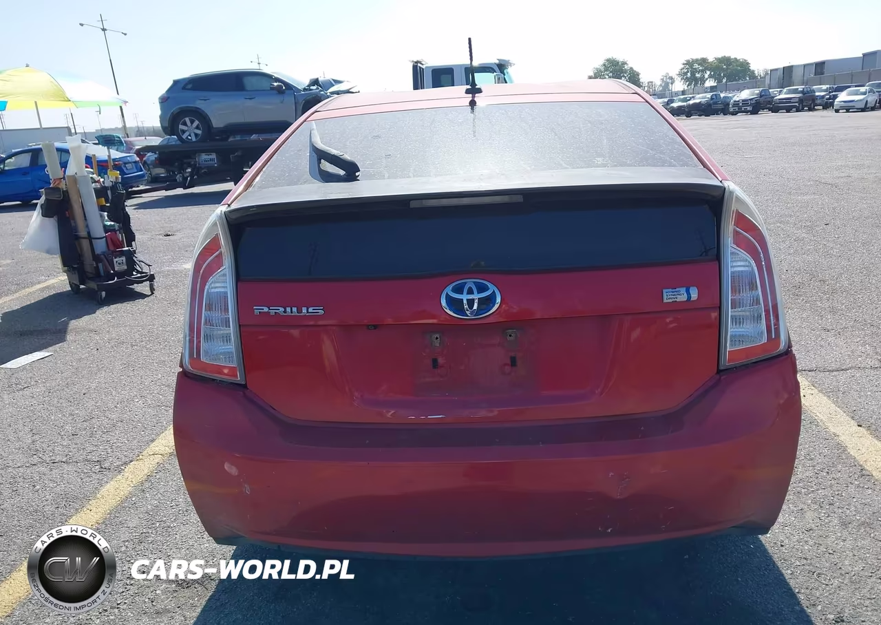 2012 Toyota Prius Three VIN:JTDKN3DU8C1574062 - 17