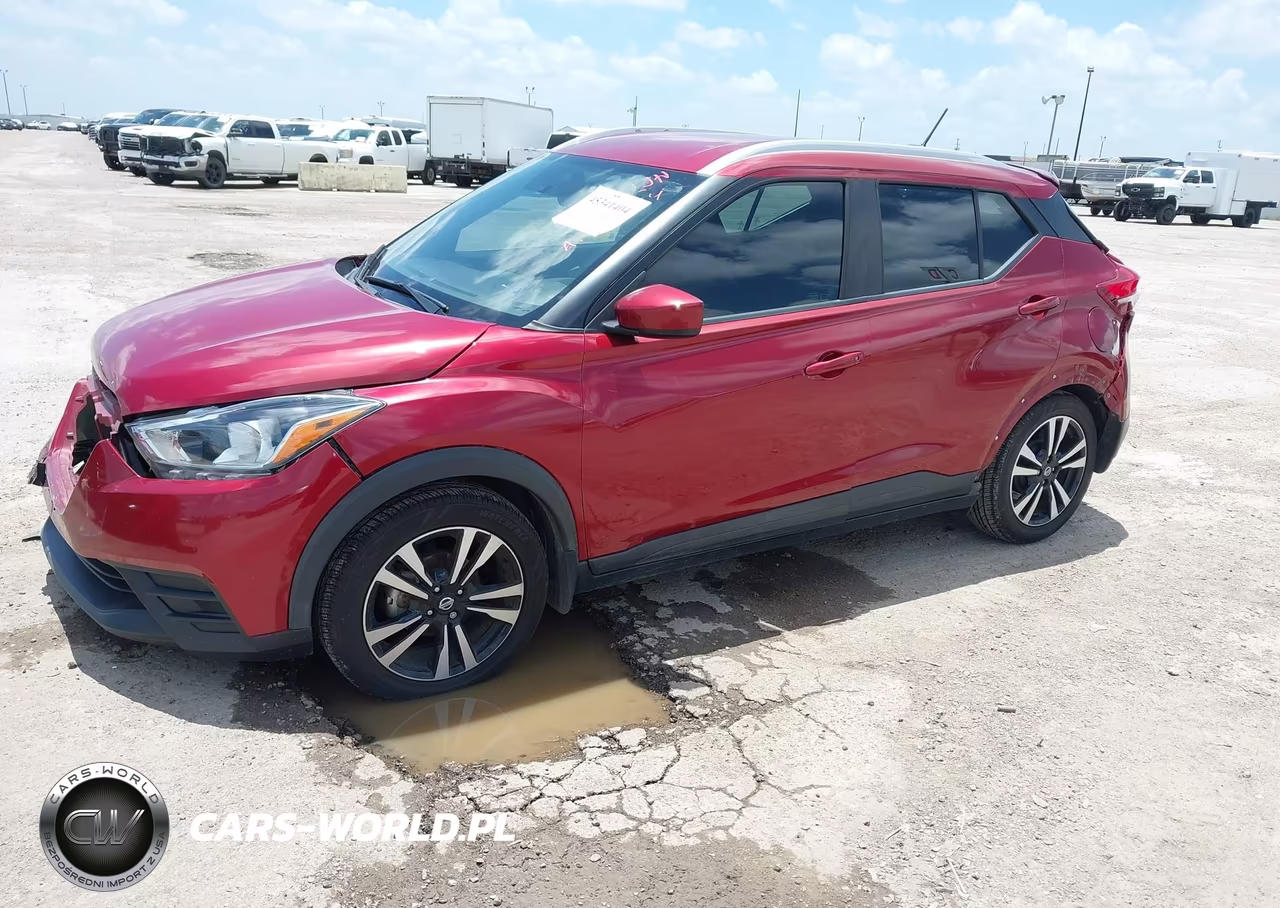 2019 Nissan Kicks Sv VIN:3N1CP5CU3KL496974 - 2