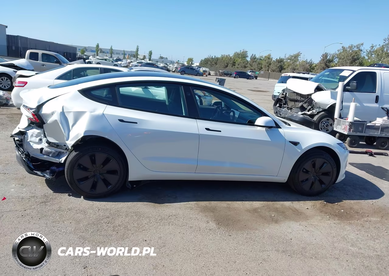 2026 Tesla Model 3 Premium Rear-Wheel Drive-Rear-Wheel Drive VIN:5YJ3E1EA3TF192512 - 11