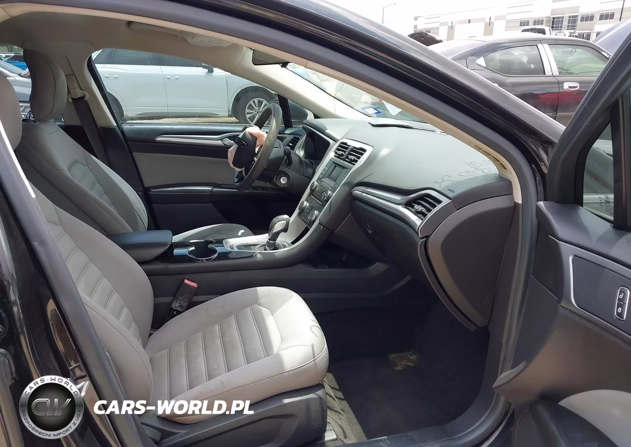 2014 Ford Fusion S VIN:1FA6P0G73E5389242 - 5