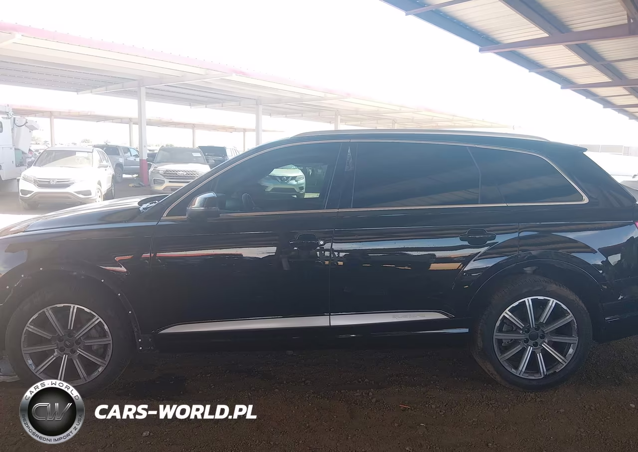 2018 Audi Q7 3.0T Premium VIN:WA1LAAF70JD030088 - 15