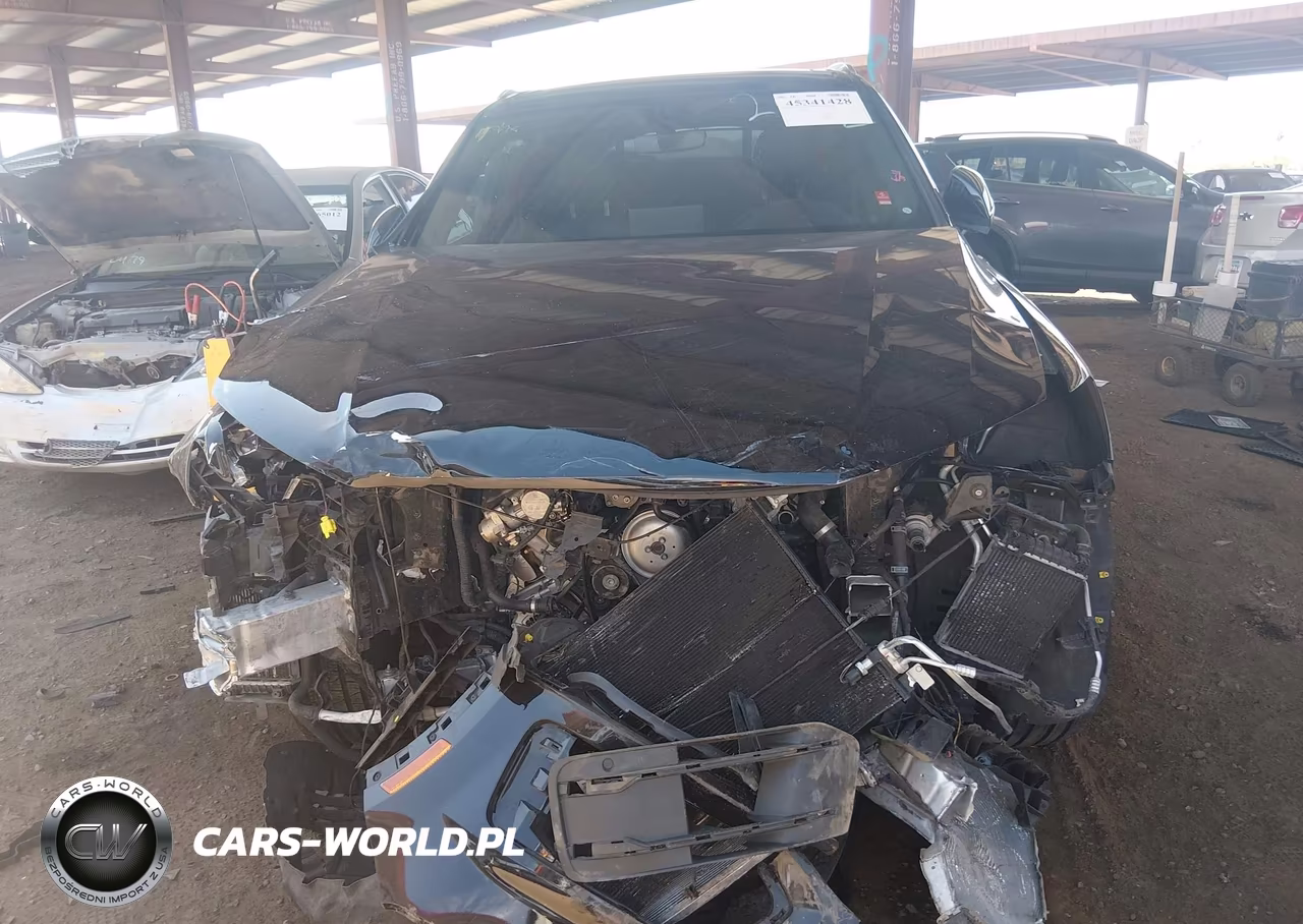 2018 Audi Q7 3.0T Premium VIN:WA1LAAF70JD030088 - 6