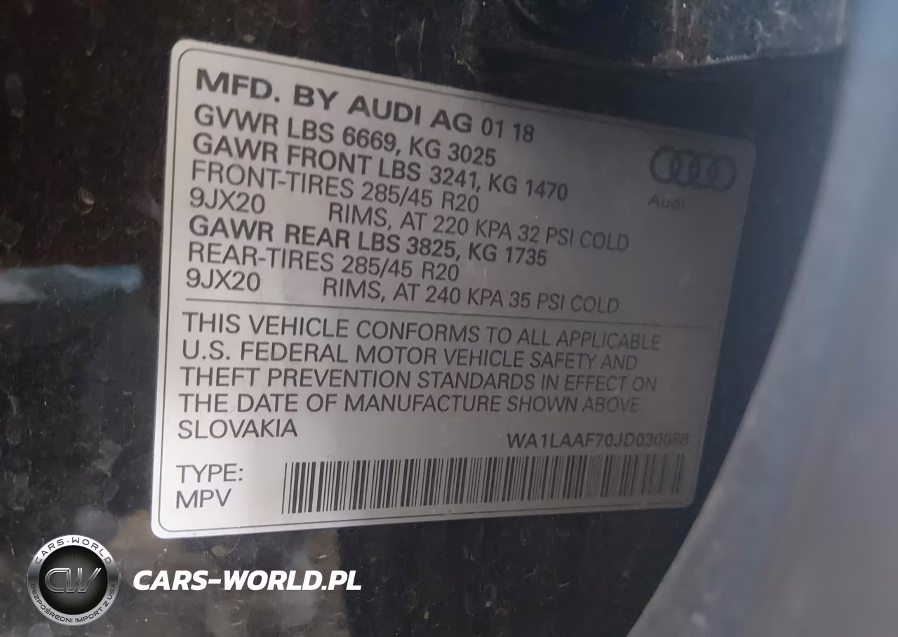 2018 Audi Q7 3.0T Premium VIN:WA1LAAF70JD030088 - 9