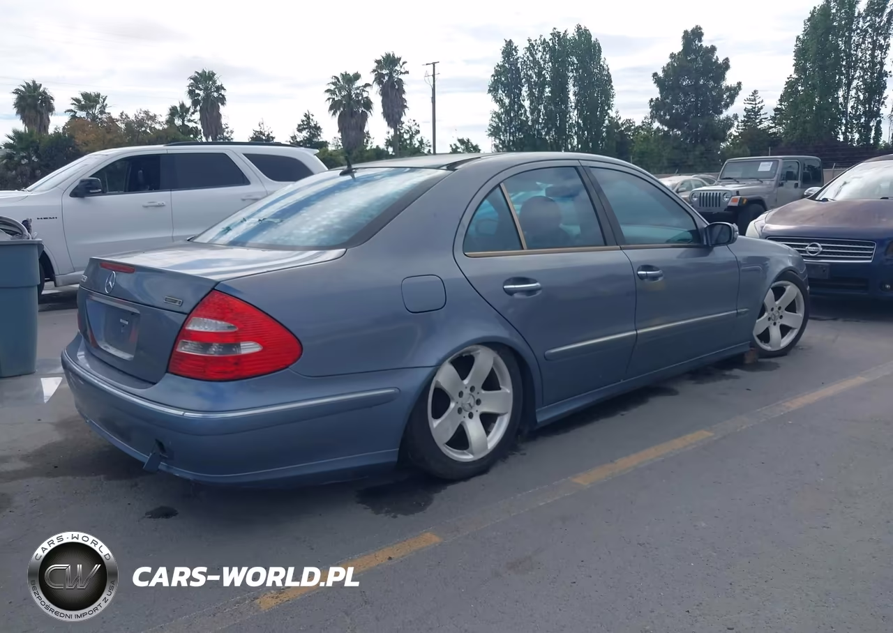 2003 Mercedes-Benz E 320 VIN:WDBUF65J63A211589 - 4