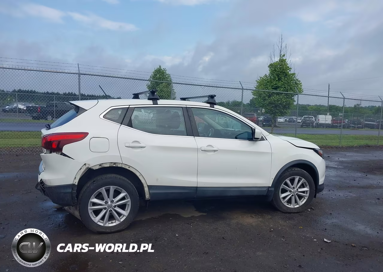 2017 Nissan Rogue Sport S VIN:JN1BJ1CR4HW124421 - 14