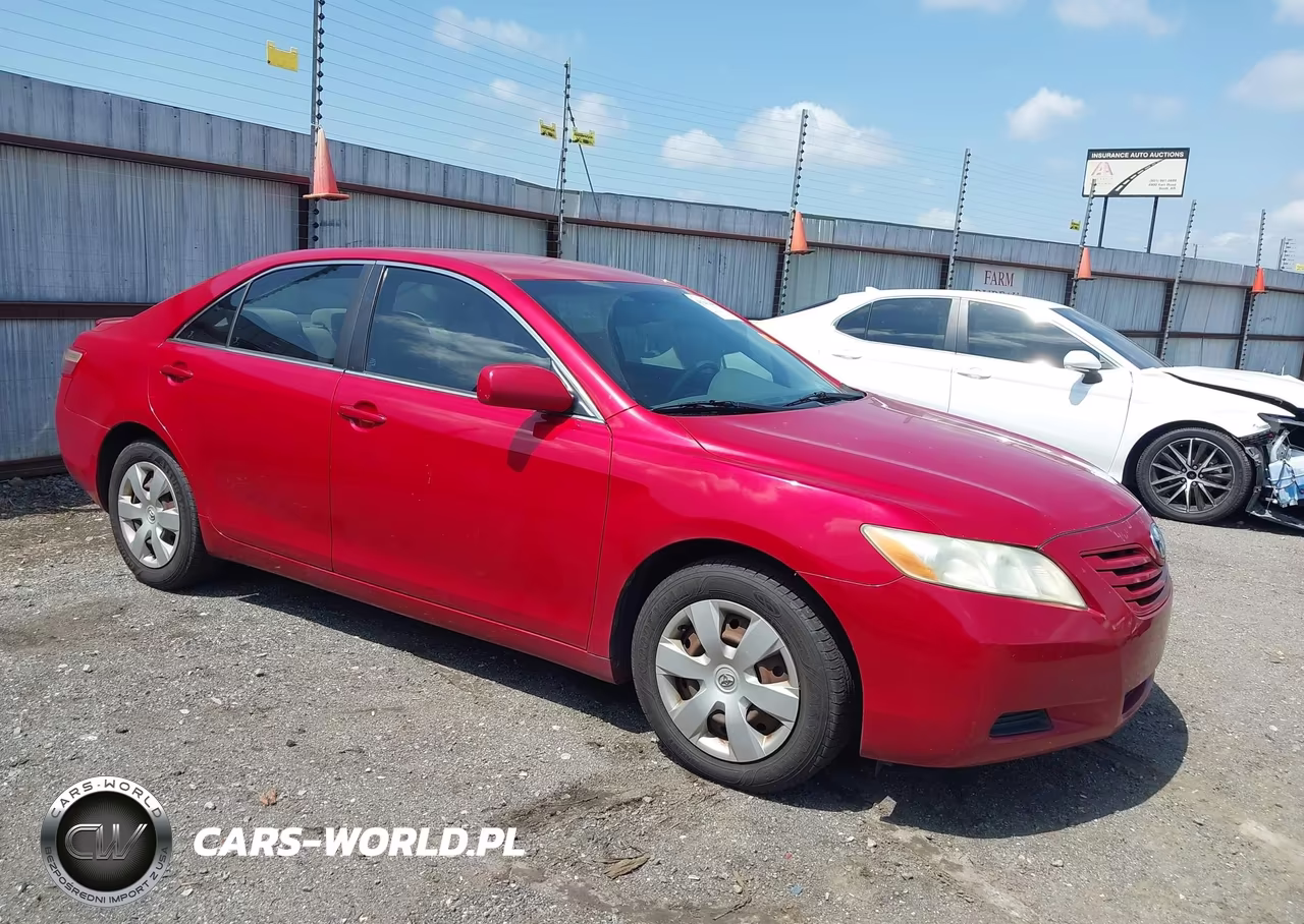 2009 Toyota Camry Le – zdjęcie 1 z 12