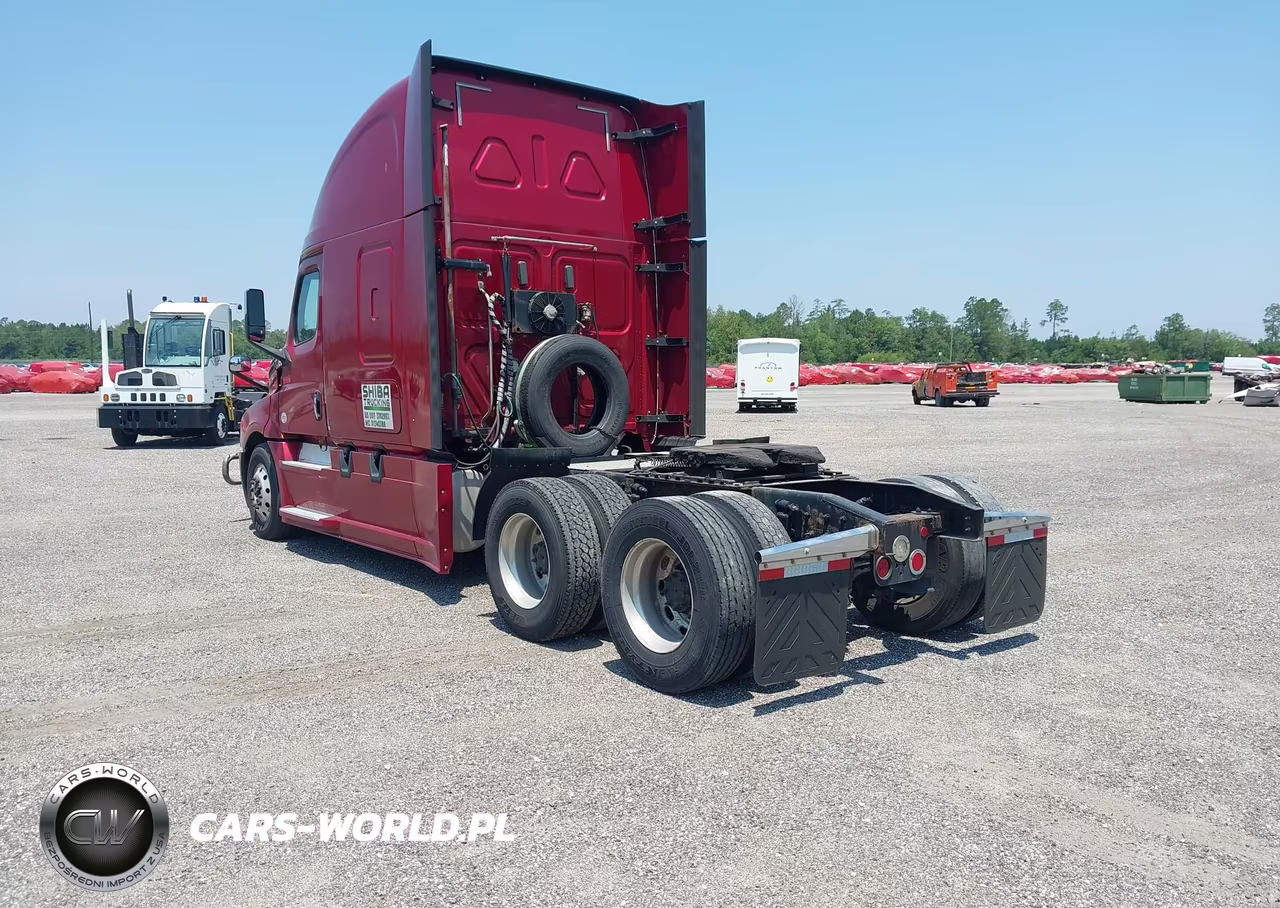 2018 Freightliner New Cascadia 126 VIN:3AKJHHDR5JSJU2667 - 3